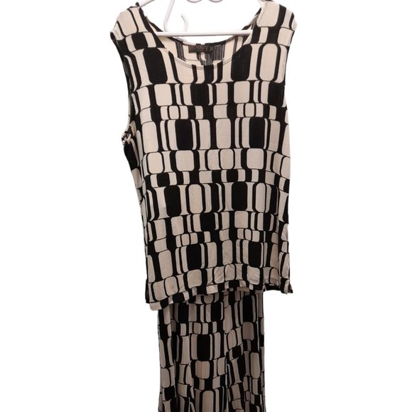 Black and Cream Retro Textile Dress Set - Picture 1 of 4